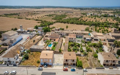 Urban plot with building permission in Ses Salines
