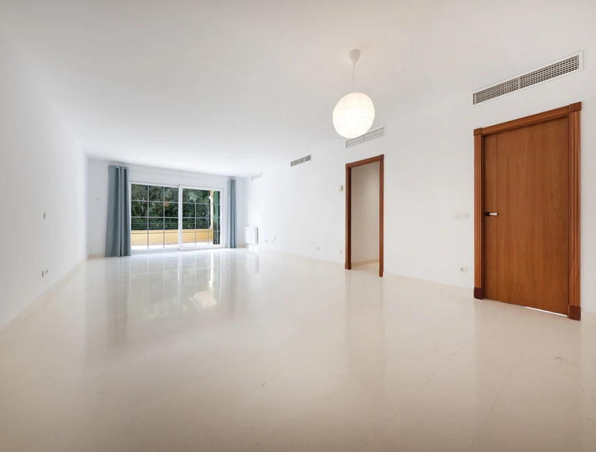 Apartment in exclusive residential complex in Son Vida-4