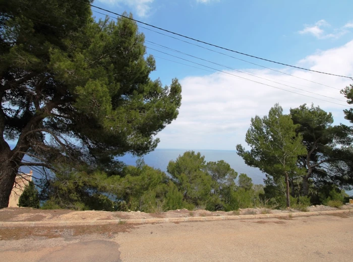 Plot with stunning sea views in Canyamel-1