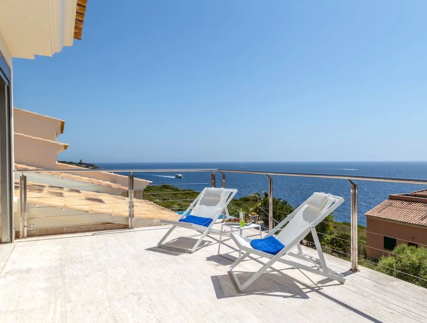 Villa moderne avec vue sur la mer et licence de location à Cala Magrana-2