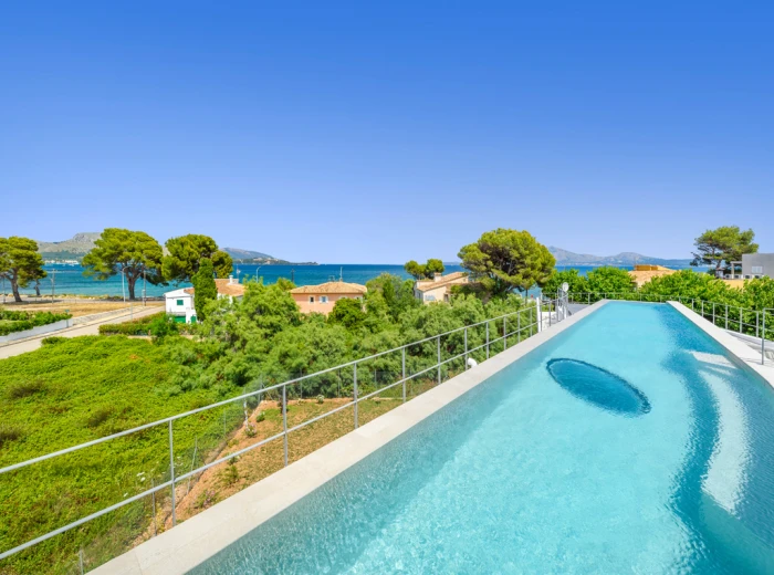 Excepcional villa de diseño con vistas al mar en Puerto Pollensa-15