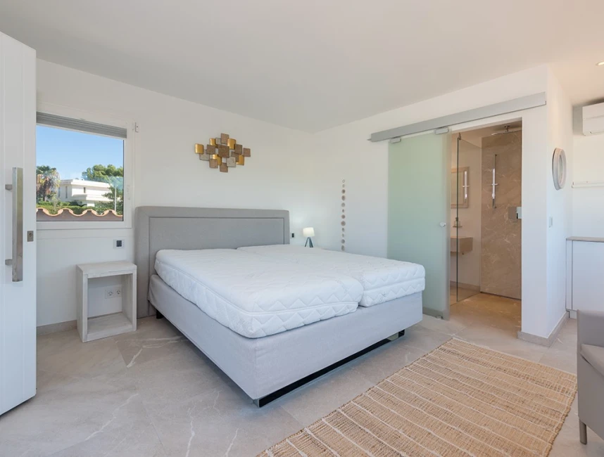 Villa con apartamento de invitados en Santa Ponsa-7