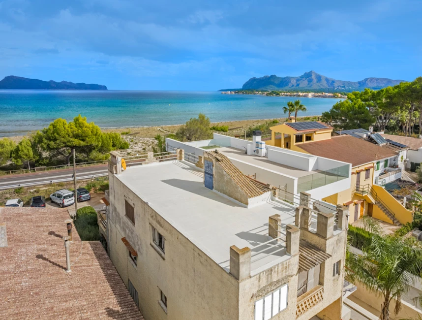 Unique opportunity to own a fantastic seafront property in Alcudia-1