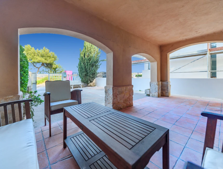 Unique opportunity to own a fantastic seafront property in Alcudia-18