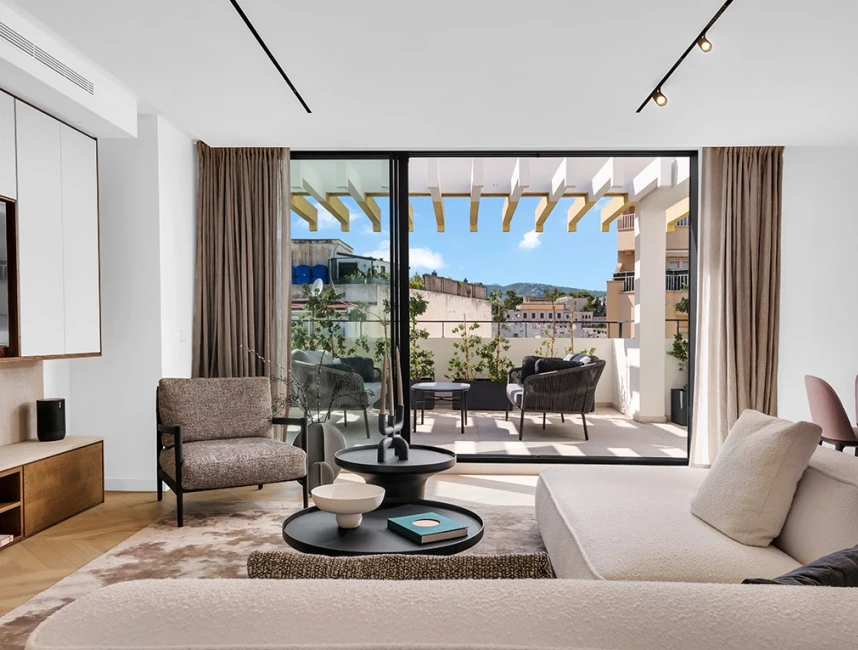 Modern en elegant penthouse in Santa Catalina-3