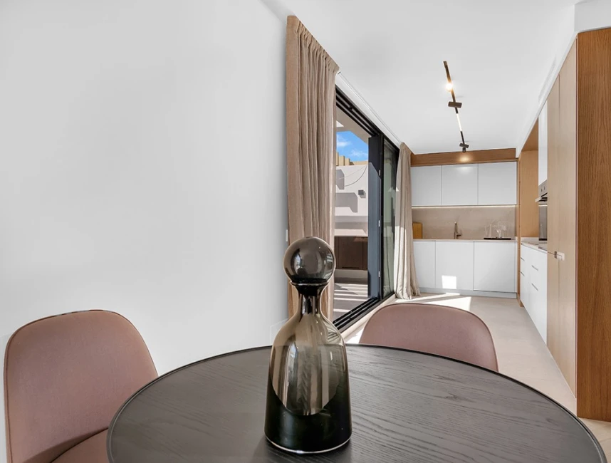 Modern en elegant penthouse in Santa Catalina-4