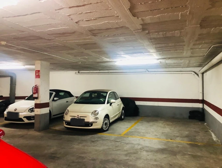 Parking for a car in El Terreno-5