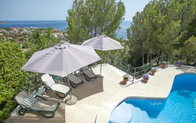 Villa med fantastisk havsutsikt i Santa Ponsa