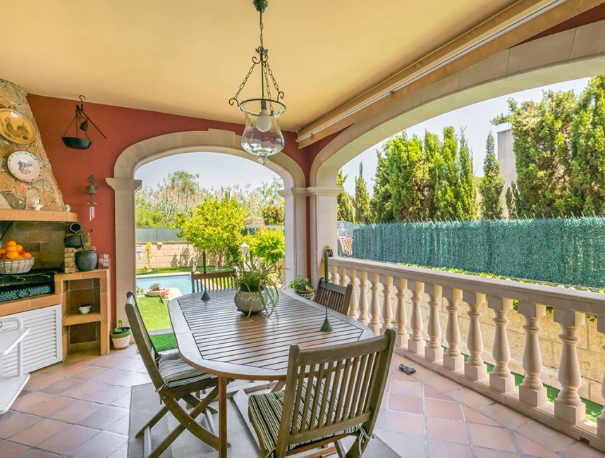 Beautiful villa with pool in privileged area of Playa de Palma - Mallorca-3