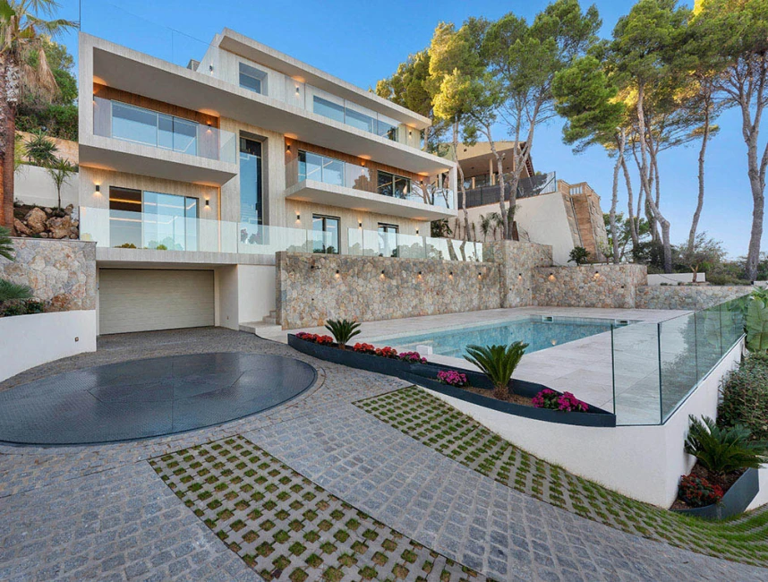 Luxurious sea view villa in Santa Ponsa-3
