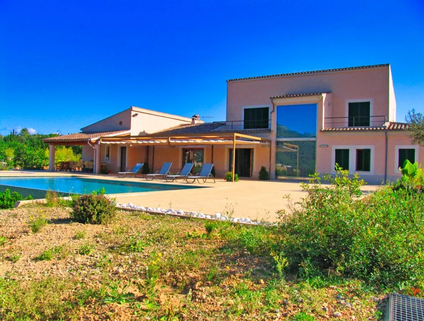 Holiday rental: Excellent country estate with stunning views and holiday rental license in Moscari-1
