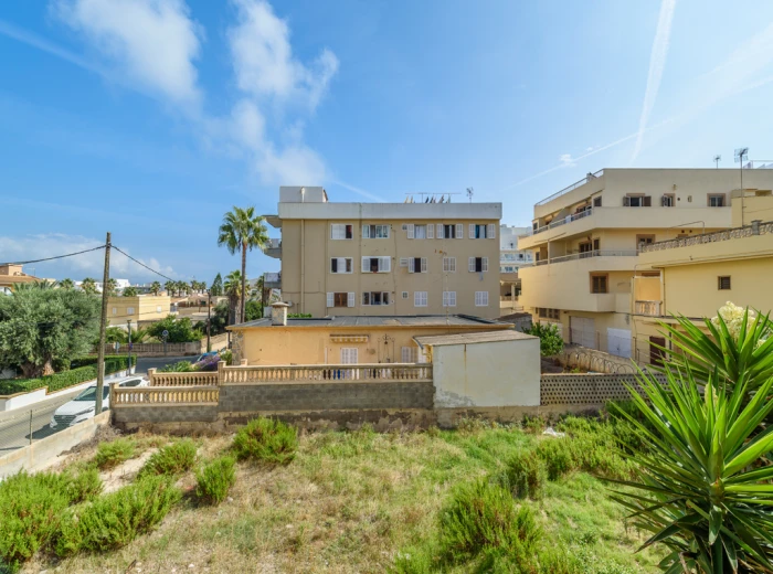 Urban plot for sale near the sea in Can Picafort-2
