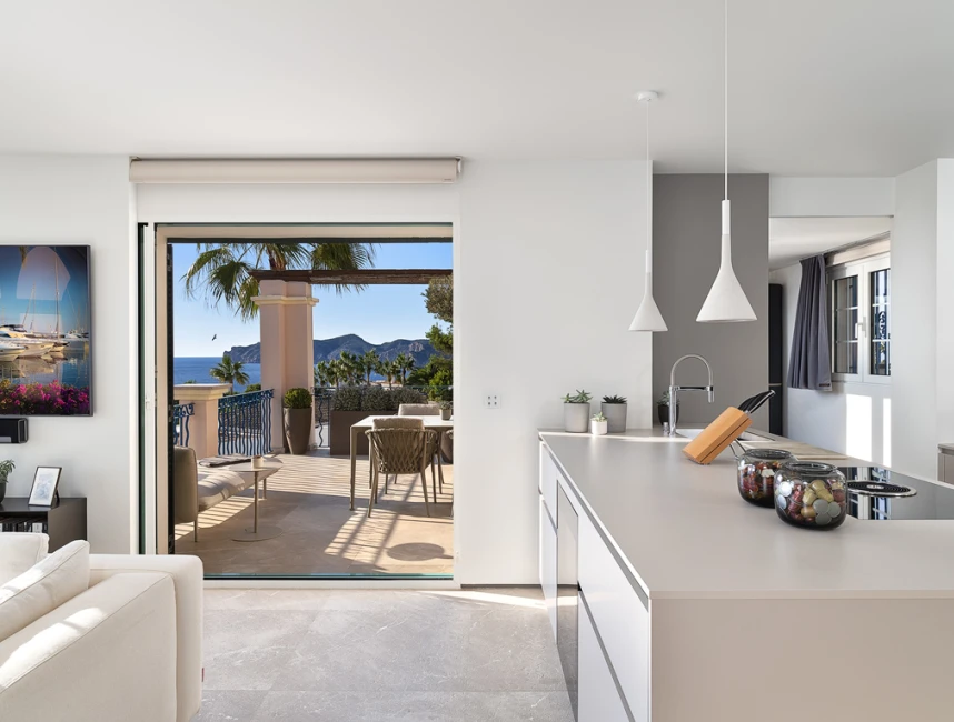 Premium penthouse met adembenemend uitzicht op zee in Nova Santa Ponsa-4