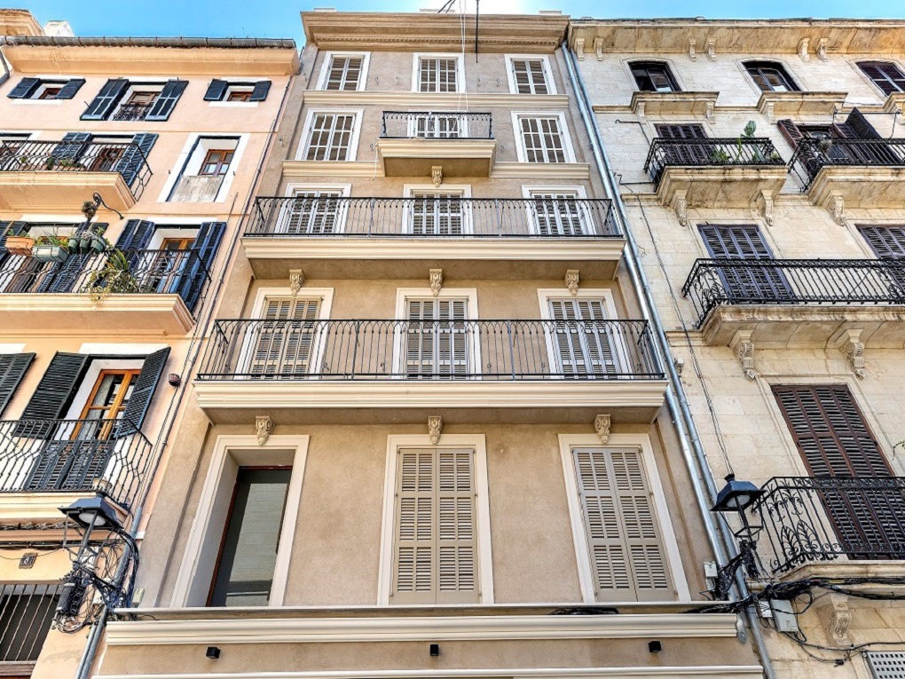 Residential units in refurbished Old Town building - Palma de Mallorca
