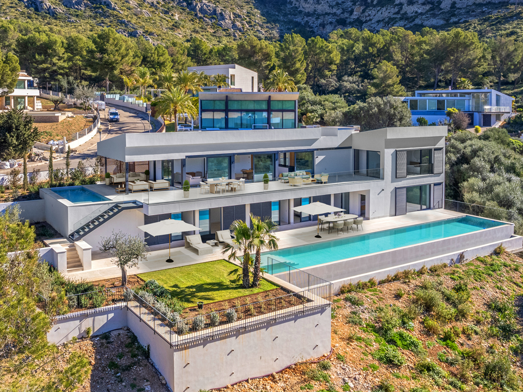 Traumhafte private Luxusvilla in Meeresnähe in Alcudia, Mallorca